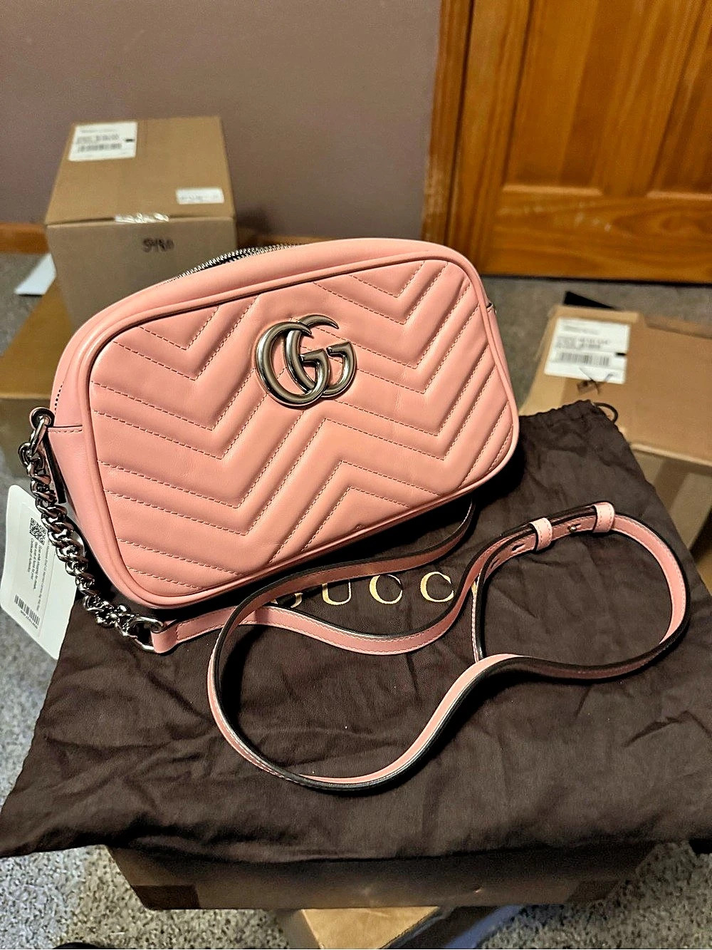 Gucci GG Marmont small camera bag Quilted Crossbody in Pink Like New